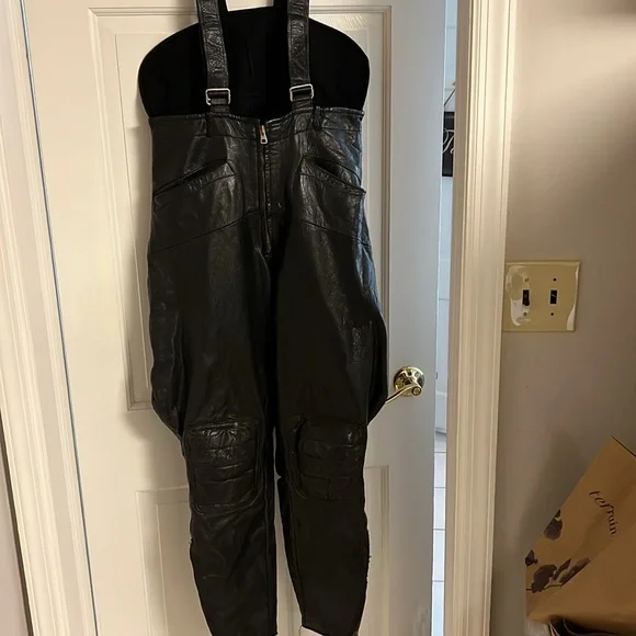 Black leather overalls - Picture 2 of 6
